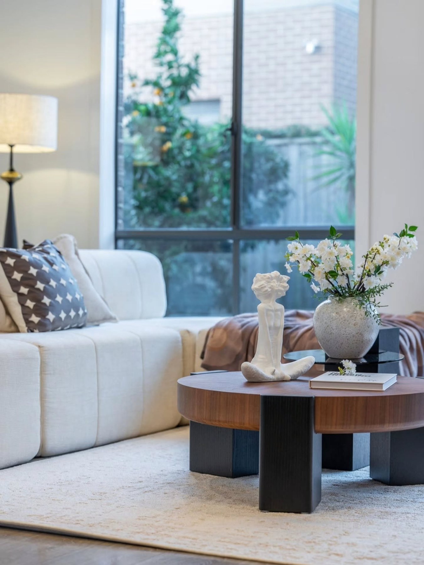 Living styling by Tailored Property Styling